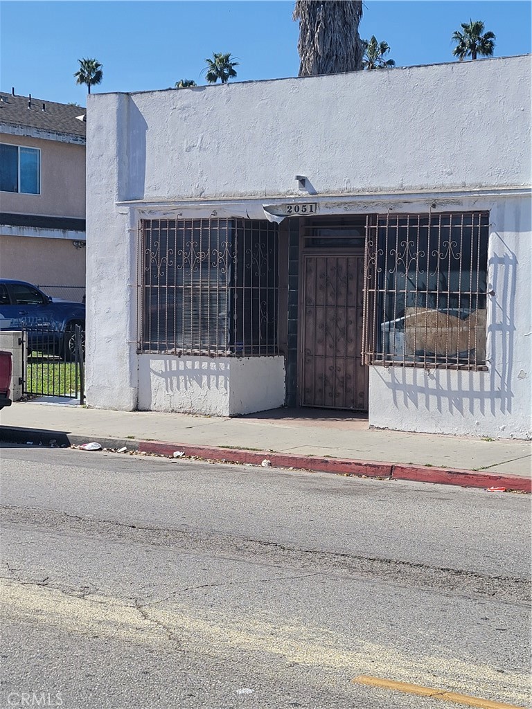 2051 Orange Avenue, Long Beach CA, 9080663637074758147121