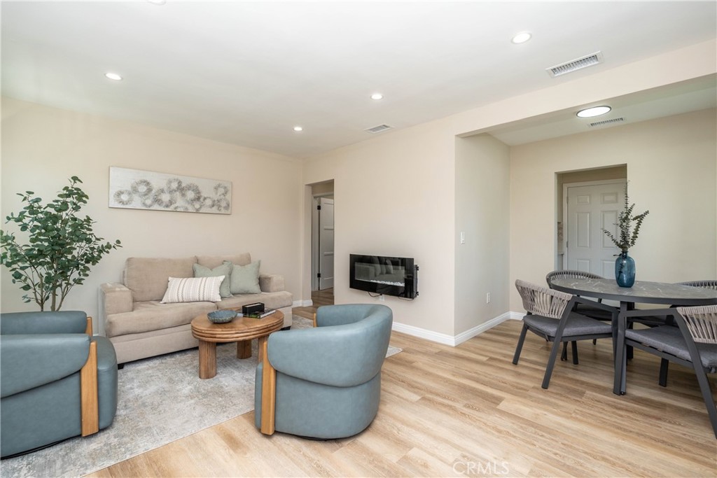 $3,250/month 2241 Grand Ave Long Beach CA, 9081564064534736131121