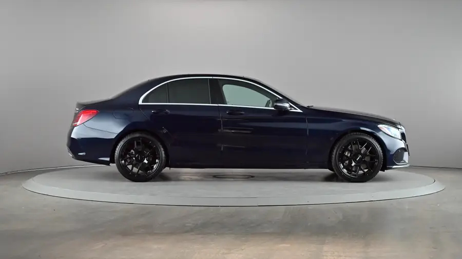 2016 Mercedes-Benz C-Class64224323070723124