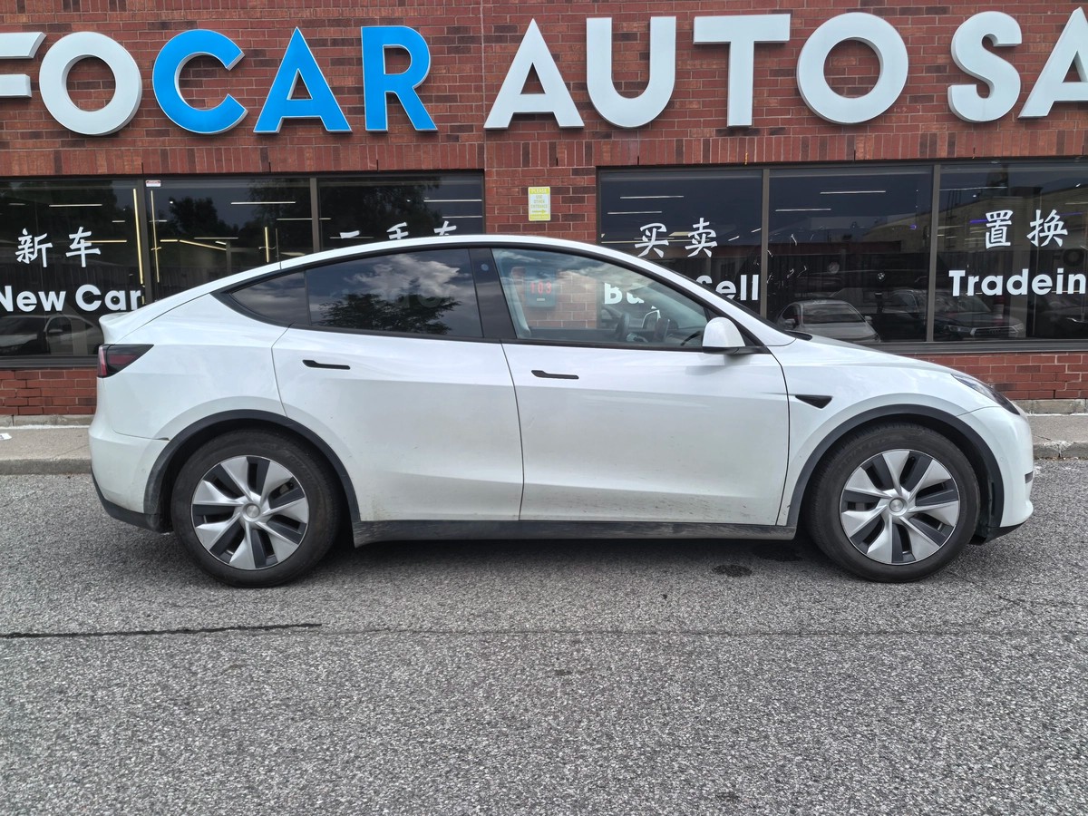 2021 Tesla Model Y Long Range64147277166465122