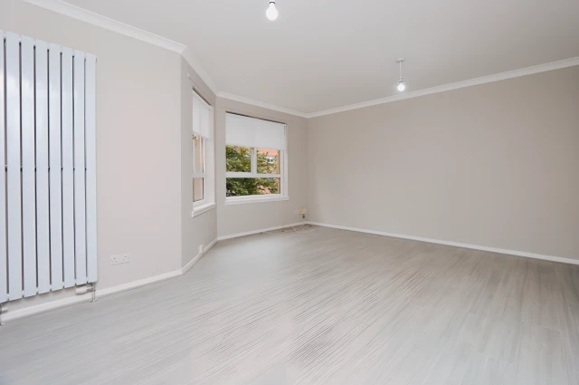 2Bedrooms, 1Bathrooms Cartbank Grove, G44 3JD, Glasgow
