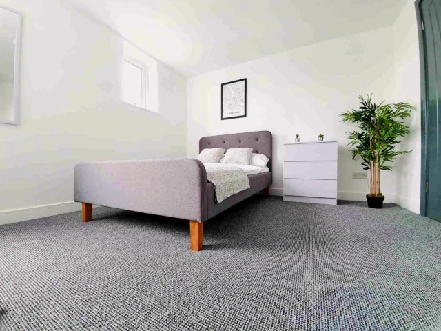 The loft – 165 Smithdown road, L1564173022138370123