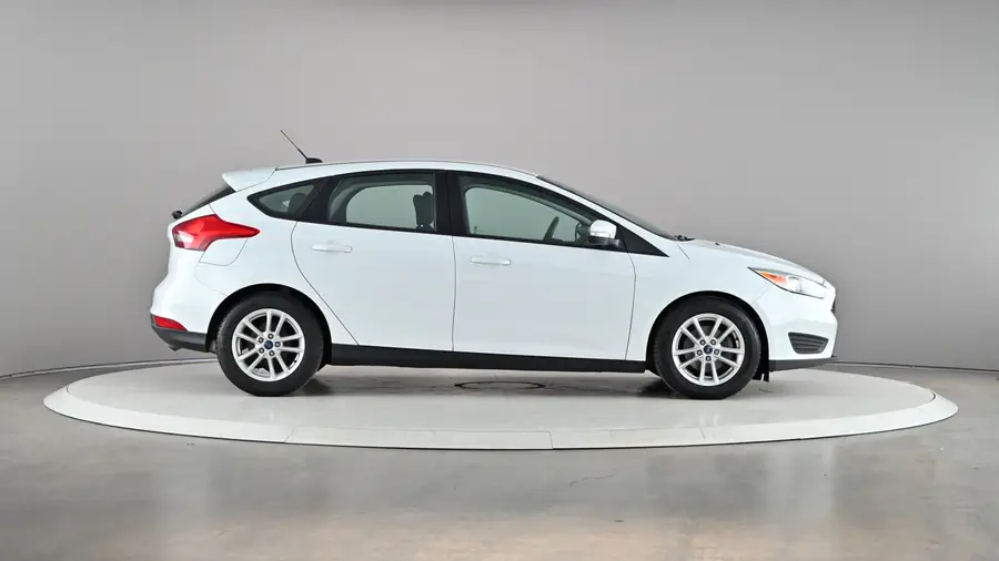 2017 Ford Focus63748697934337121