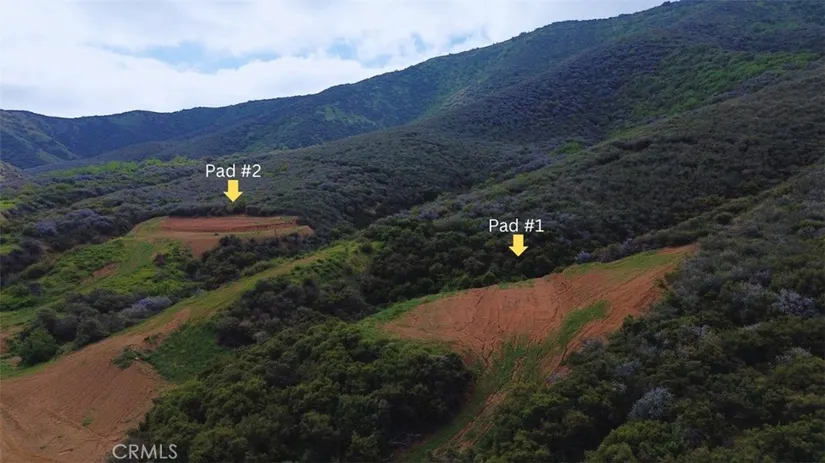2 Plummers Lane, Mentone, CA