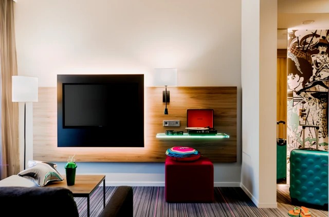 Moxy Glasgow SEC64165361825409123