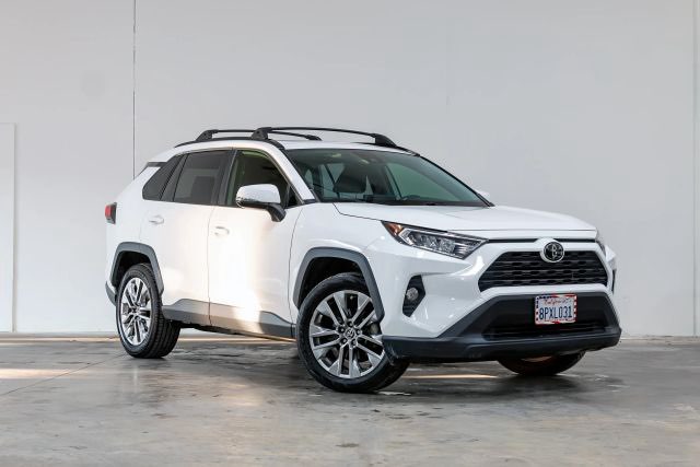 🤍 2020 Toyota RAV4 XLE Premium | 81K Millas | SUV Compacto de Gama Alta64021172208643123