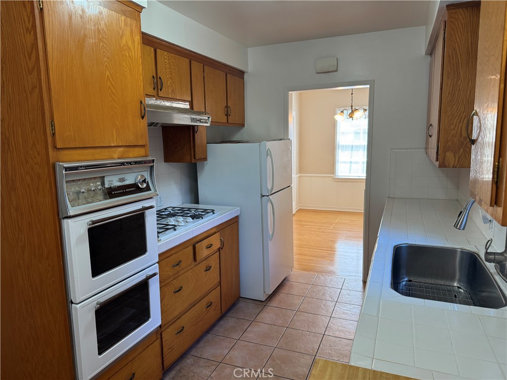 15207 15203 Greenleaf Sherman Oaks CA, 9140364023982225793122