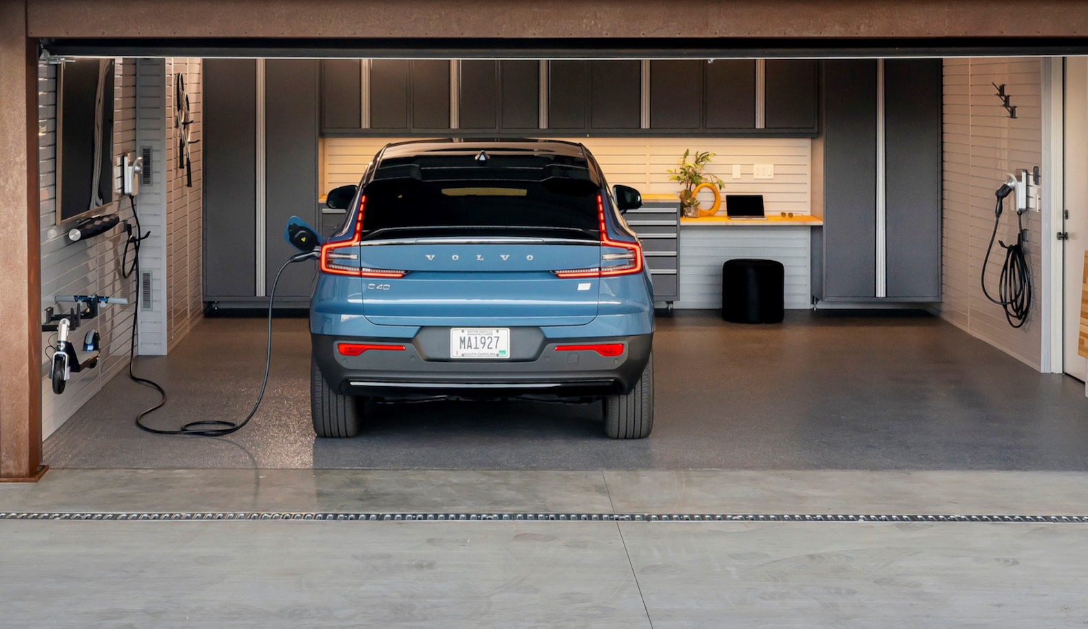 Volvo C40 EV up for sale64377730986113120