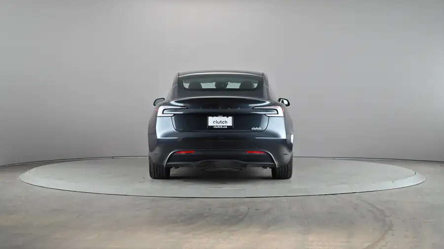 2024 Tesla Model 364331548605314123