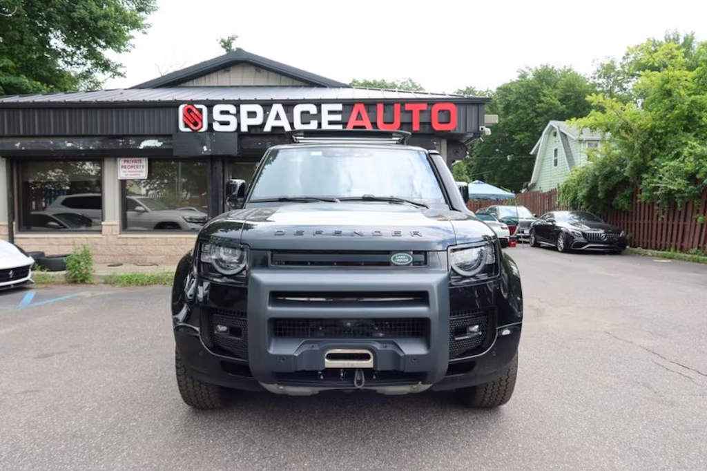 Pre-Owned 2022 Land Rover Defender 110 X-Dynamic SE Sport Utility 4D63280818557185122