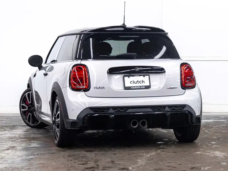 2023 MINI 3 Door64224214719874124