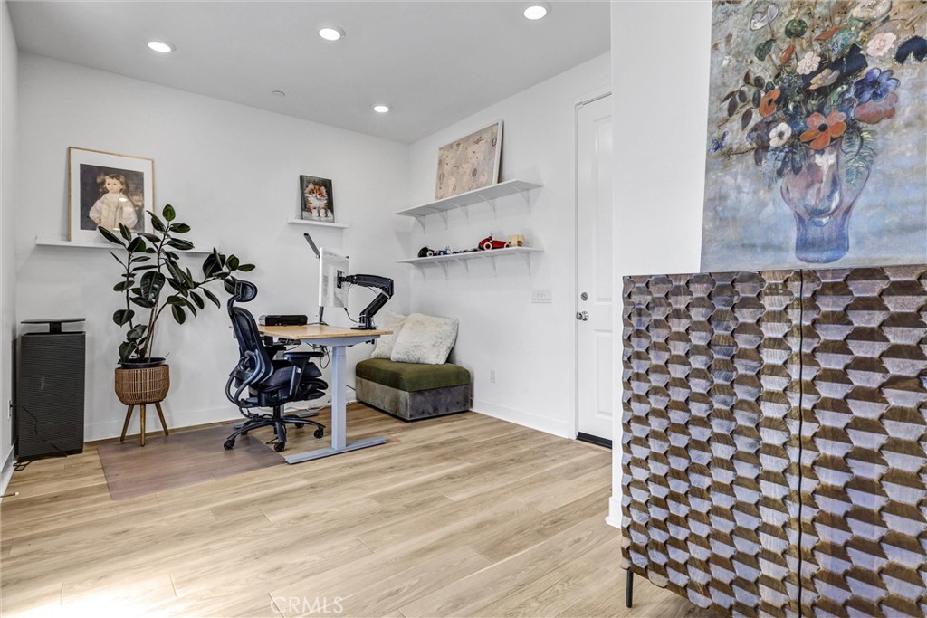 275 Sash, Irvine CA, 9261863623595355523122