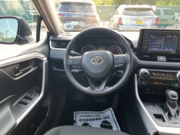 2021 TOYOTA RAV4 LE63332748514563121