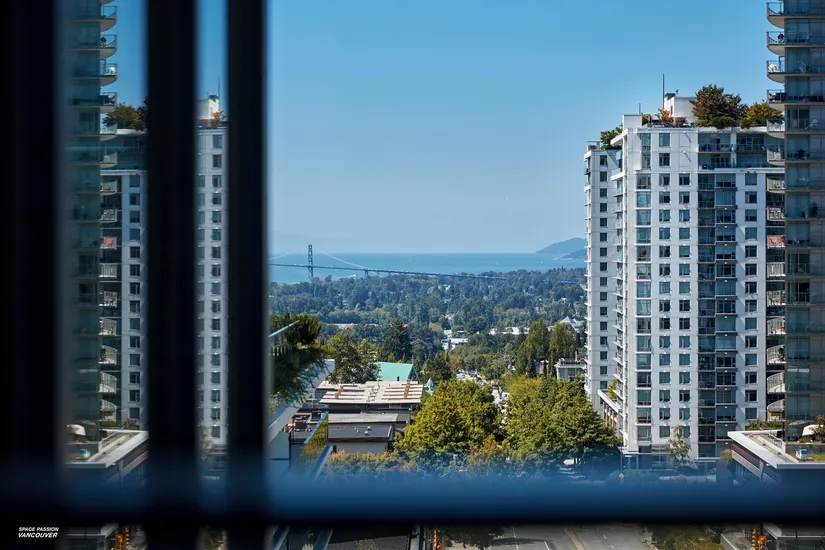 135 E 13th Street 807, Vancouver, BC