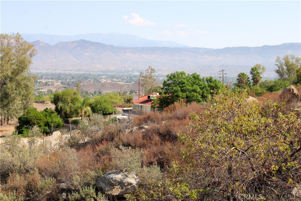 10 Vista Del Valle, Hemet CA, 9254463644671882115121