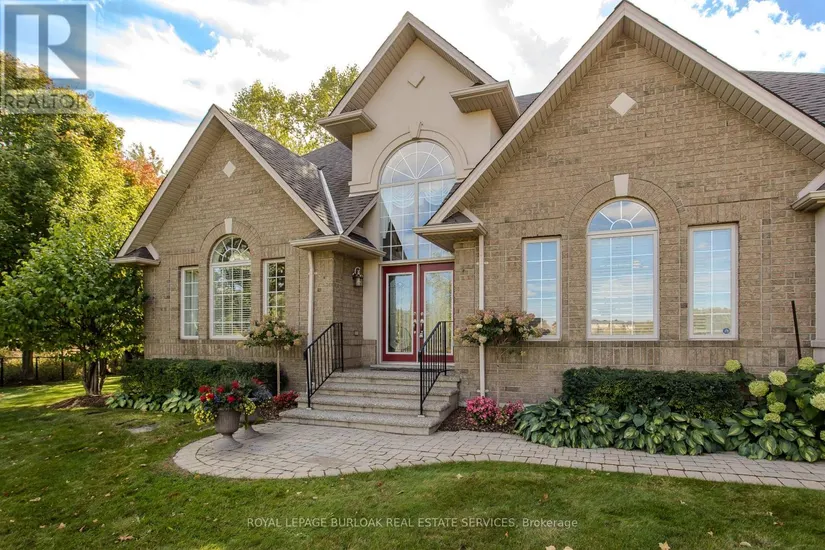 3 Diiorio Circle, Hamilton, ON