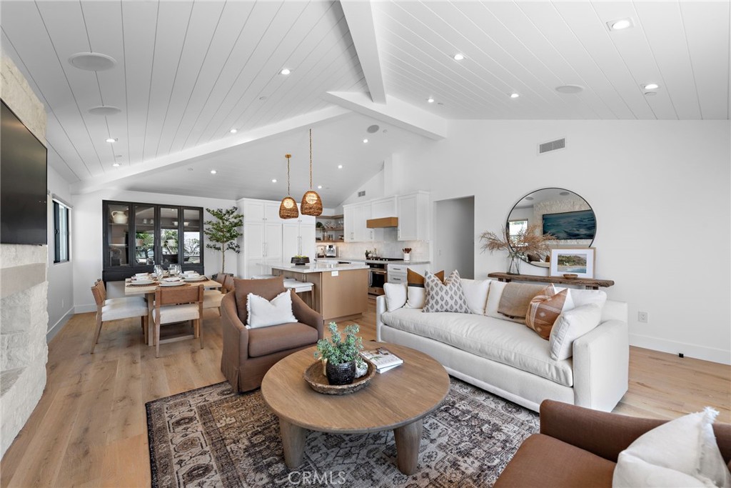 243 Wave Street Laguna Beach CA, 9265164122772428547122