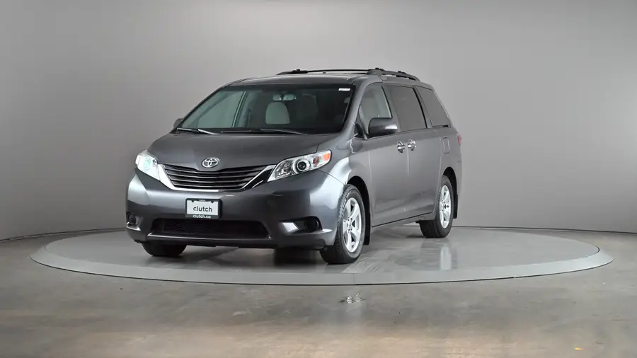 2017 Toyota Sienna64387993709185122
