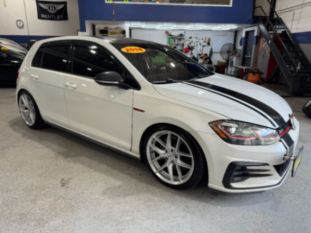 2018 VOLKSWAGEN GOLF GTI S63333767517185123