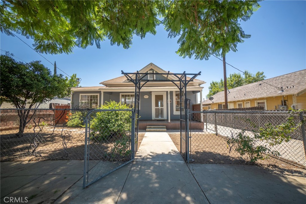 6941 La Praix, Highland CA, 9234664045924224769120