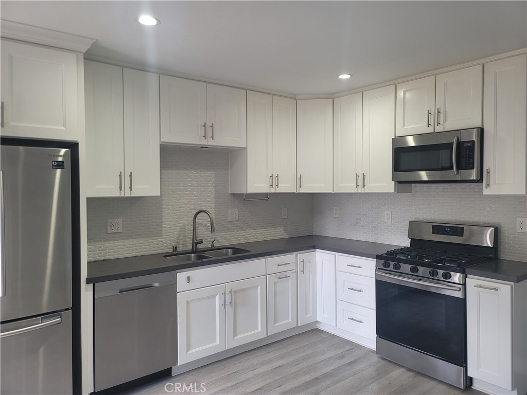 $2,795/month 5941 Vanalden Tarzana CA, 9135664098477135873120