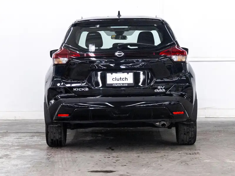 2023 Nissan Kicks64200284696065122