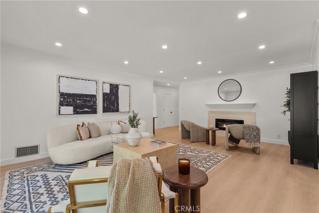 7018 Aldea Avenue, Lake Balboa CA, 9140663609803015553122