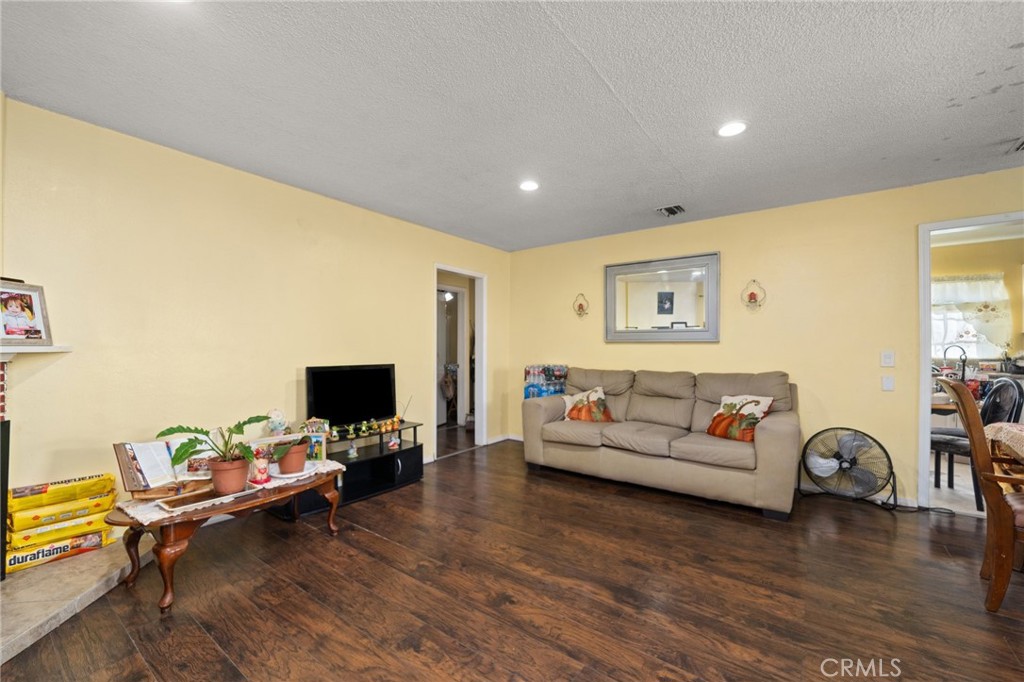 1380 Glen Avenue Pasadena CA, 9110364133841021570122