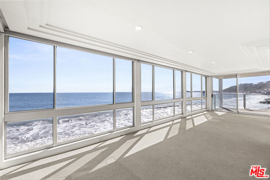 22548 Pacific Coast Highway 211 Malibu CA, 9026564113191615874121