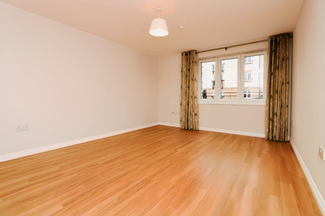 2Bedrooms, 2Bathrooms Kelvindale Court, G12 0HA, Glasgow