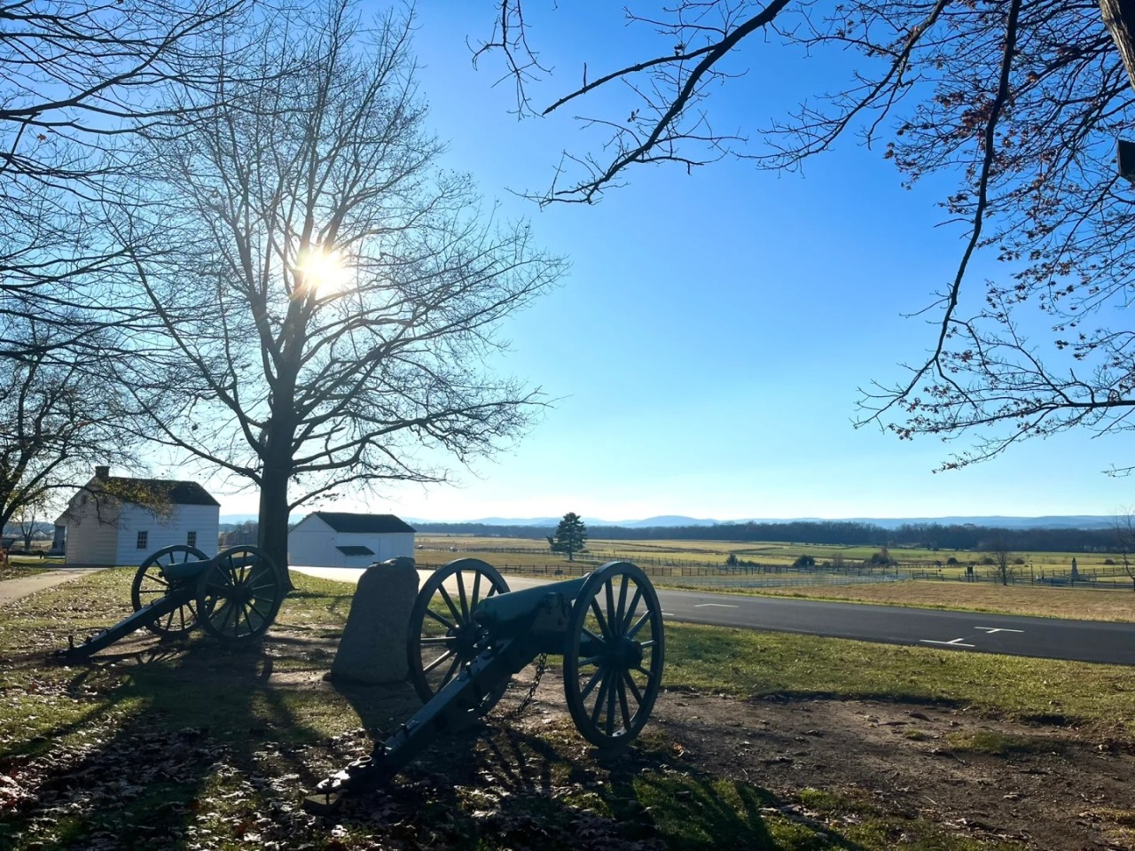 <1 día>【Grupo pequeño de 2-14 personas, regreso a la batalla de Gettysburg】Excursión de un día a Gettysburg: recorrido profundo de 4 horas por el Parque Militar Nacional de Gettysburg + película «Un nuevo nacimiento de la libertad» + Sala de demostración simulada Cyclorama360 + recorrido por el centro de Gettysburg64118945169537123