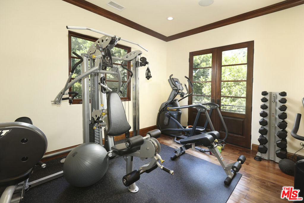 4718 White Oak Avenue, Encino CA, 9131663713217408387121