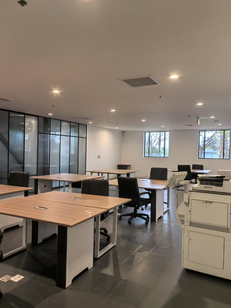 Miren aquí los que alquilan oficinas en Los Ángeles63357282614403121