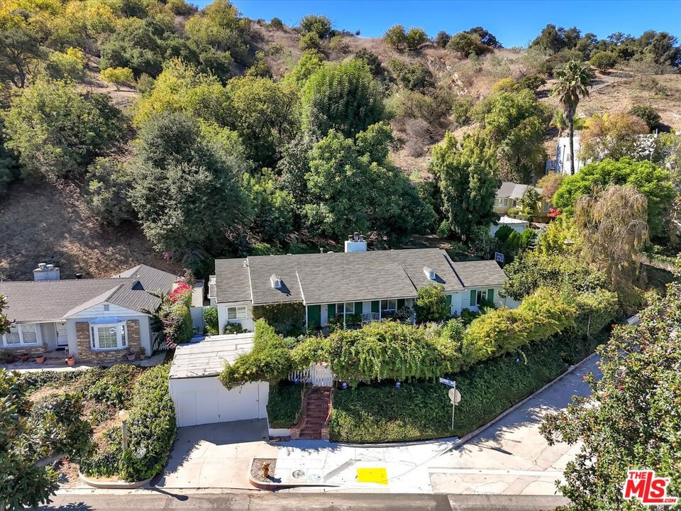 4157 Woodcliff Road, Sherman Oaks CA, 9140364089417197827122