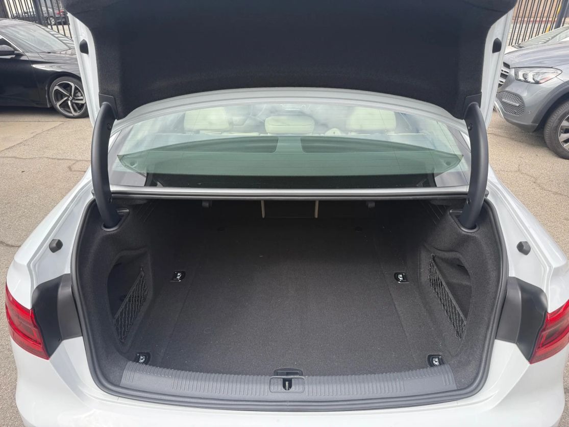 2017 AUDI A464035650545538128