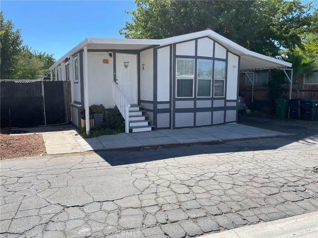 3255 E Avenue R 90 Palmdale CA, 9355064067563438595120