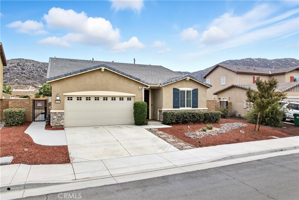32323 Roman Warren, Winchester CA, 9259664099622560386121