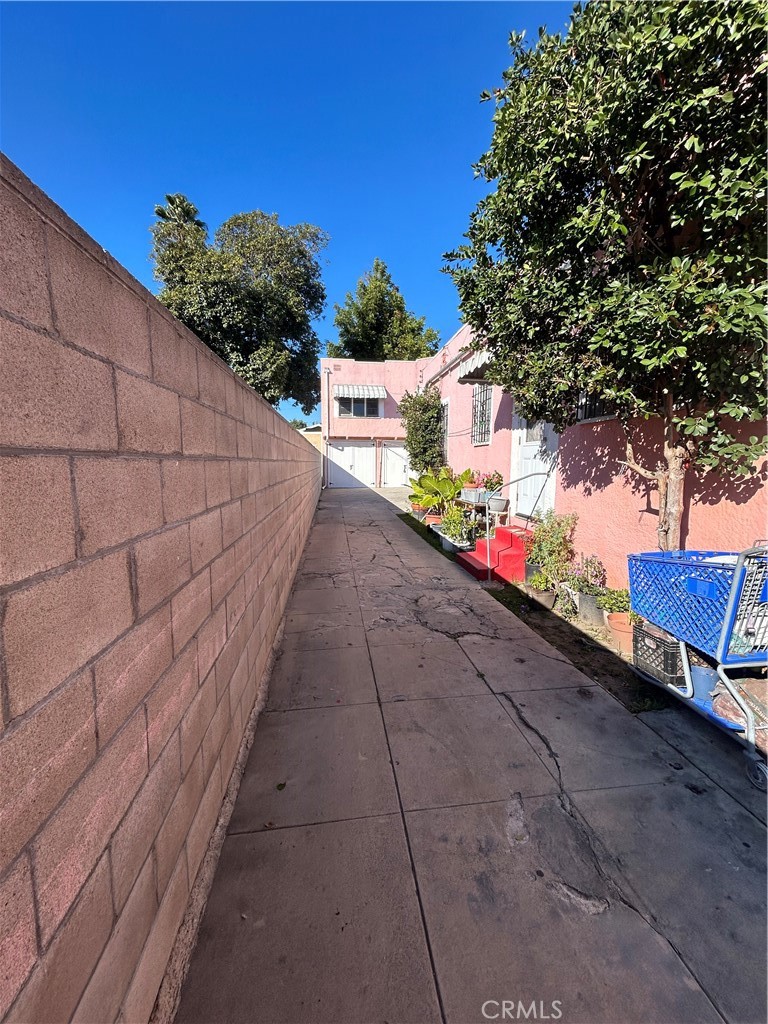 $2,495/mes 531 W 56TH Street 1/2 Los Angeles CA, 9003764134289007362122