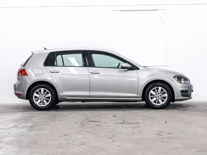 2017 Volkswagen Golf64175687237891123