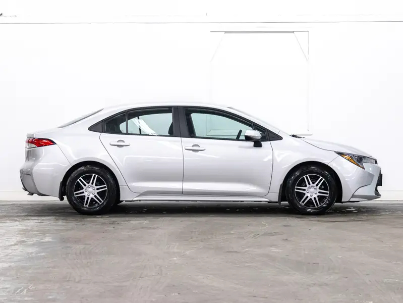 2022 Toyota Corolla64816413067139122