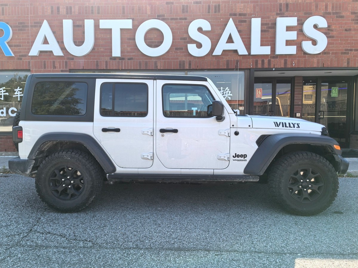 ﻿2020﻿ ﻿Jeep﻿ ﻿Wrangler﻿ ﻿Sport64135469242370123