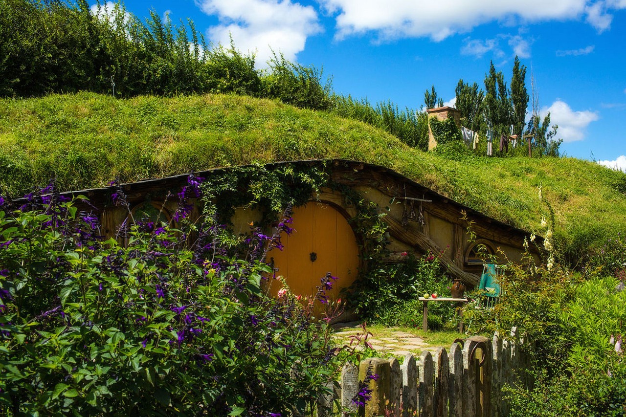 <2 Days> North Island Middle-earth Experience Tour (Depart Every Saturday)64119286671105120