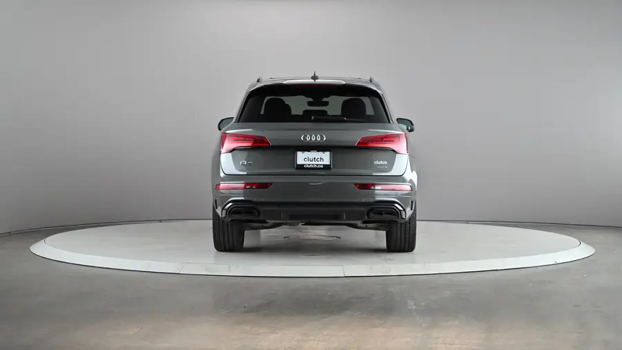 2023 Audi Q564112989612034123