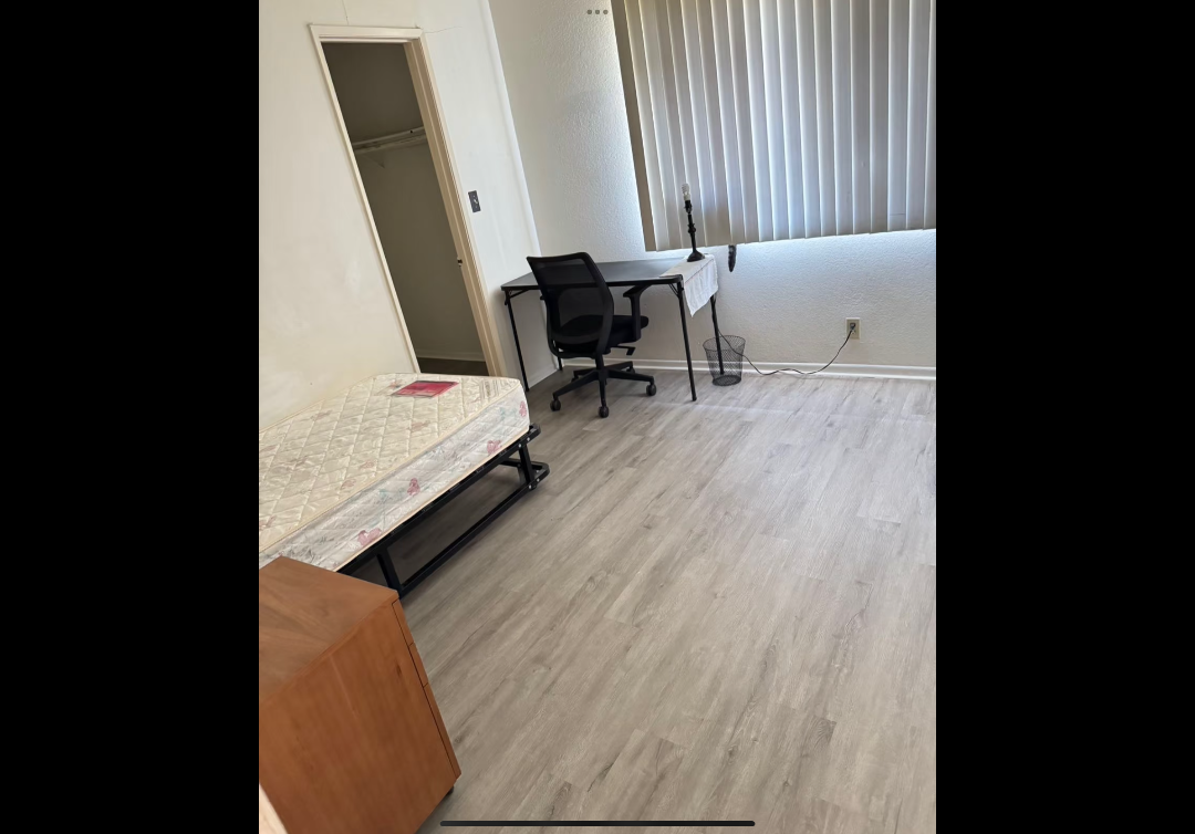 Habitación elegante en alquiler en Monterey Park63256510025217129