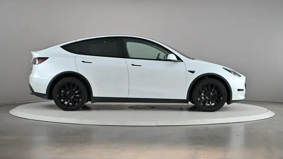 2023 Tesla Model Y63721246056961121