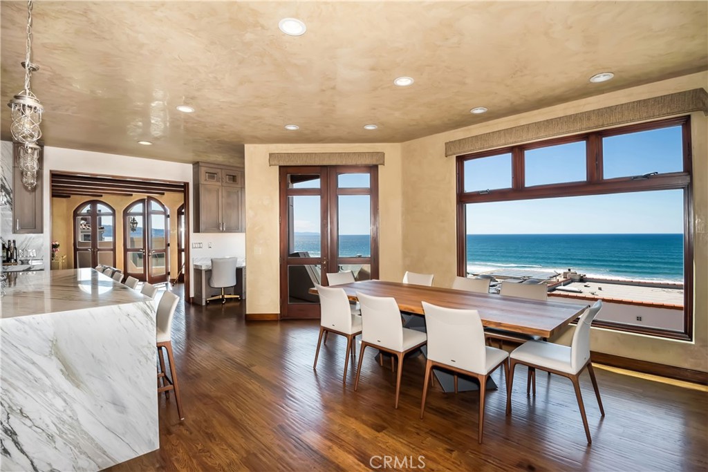 221 30th Street Manhattan Beach CA, 9026663635344529923121