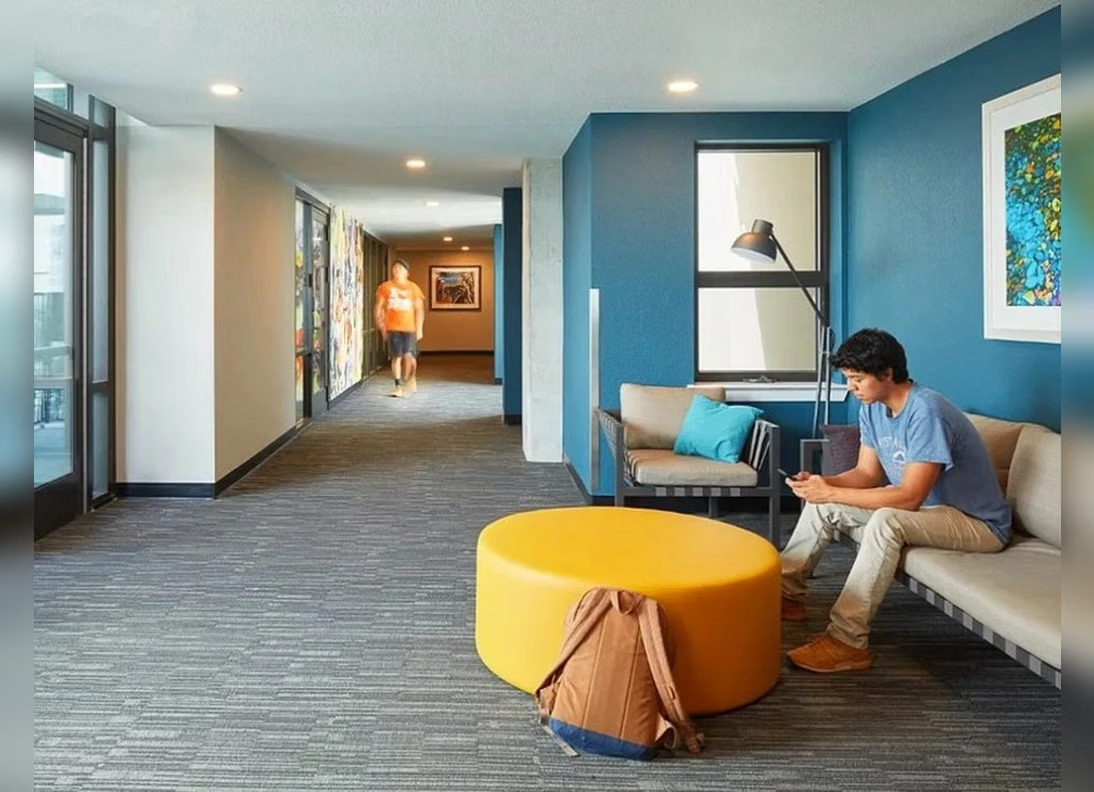 Skyloft, Austin  Room in 4 Bedroom 2 Bathroom | Stubb's F64240903322114122