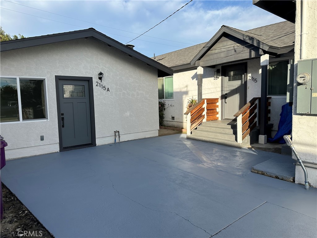 $2,600/month 2115 29th St A Long Beach CA, 9081064064664338689120