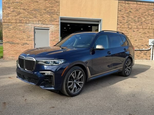 2020 BMW X7 M50i Xdrive SUV de 4D