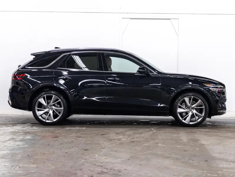 2024 Genesis GV70